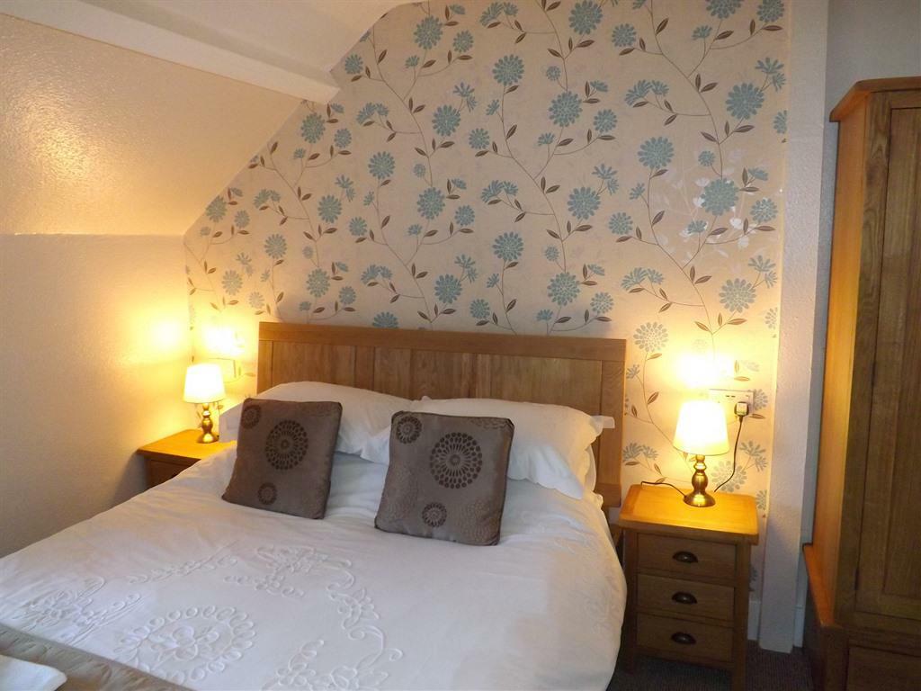 Cairn House Bed & Breakfast Ilfracombe Room photo